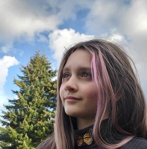 Meet your Posher, Harmony